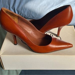 Steve Madden everyday pumps Color Cognac size 8 1/2 women.